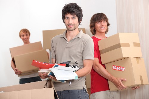 Residential same day removals for a Highbury flat move
