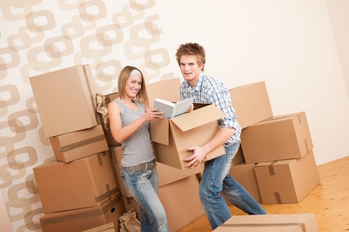 Accepted payment methods for Movers Highbury including card and PayPal