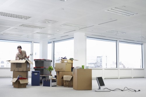 Highbury local removals team handling a short notice move